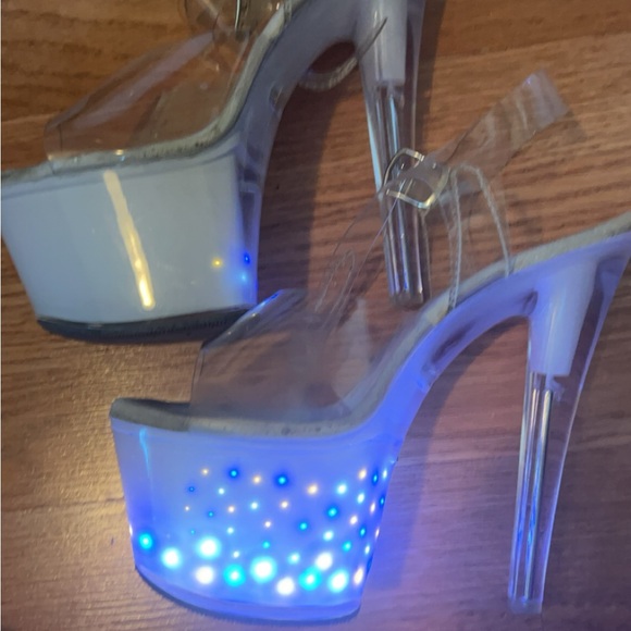 Pleaser echolt708/c/wglow size 8 light up 7" equalizer sound activated heels - Picture 2 of 6